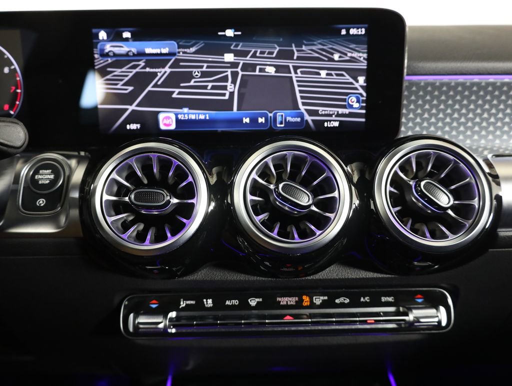 Certified 2025 Mercedes-Benz GLB 250 4MATIC image 29