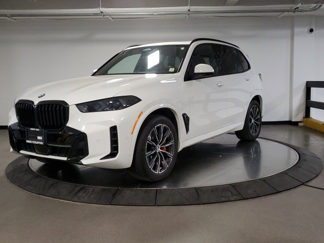 Used 2025 BMW X5 xDrive40i w/ M Sport Package AWD/4WD image 13
