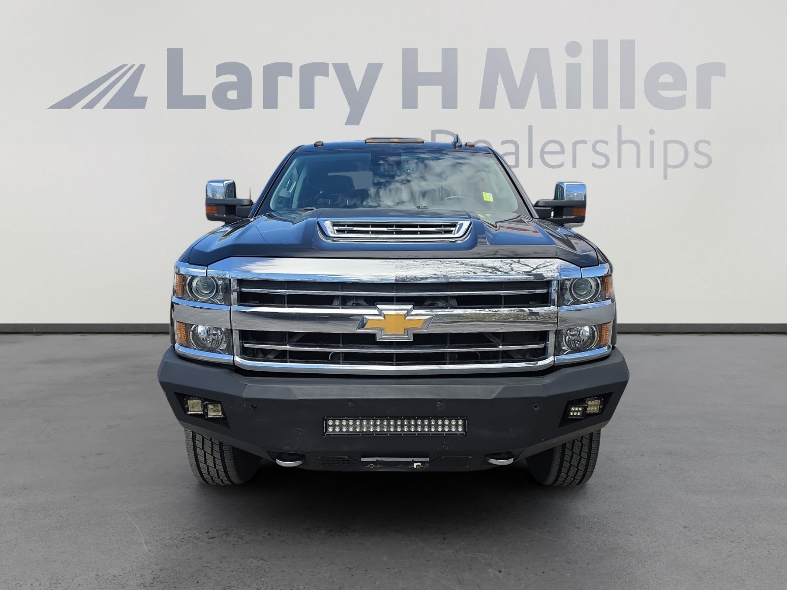 Used 2019 Chevrolet Silverado 3500 High Country w/ Duramax Plus Package image 8