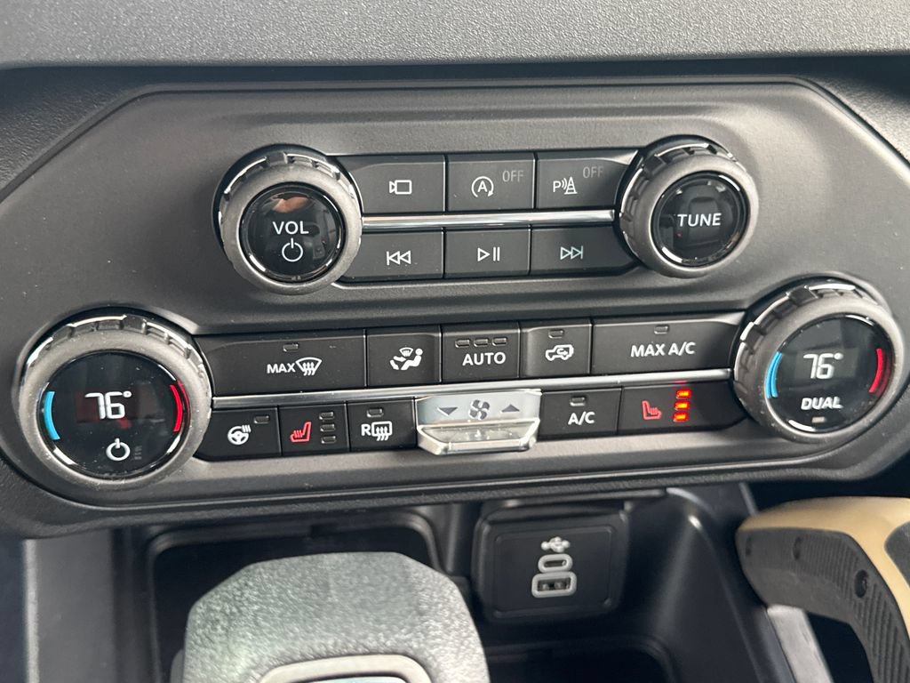 New 2026 Ford Bronco Badlands AWD/4WD image 18