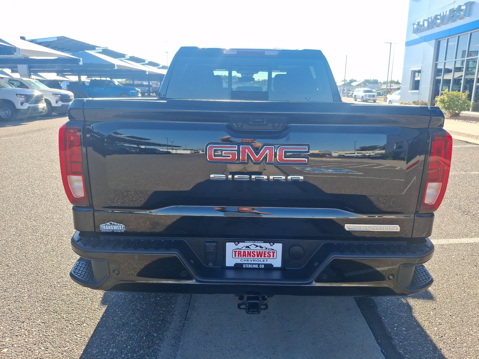 Used 2024 GMC Sierra 1500 Elevation w/ Elevation Premium Package AWD/4WD image 4