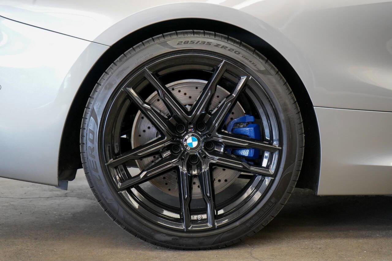 Used 2022 BMW M8 Competition w/ M Carbon Exterior Package image 19