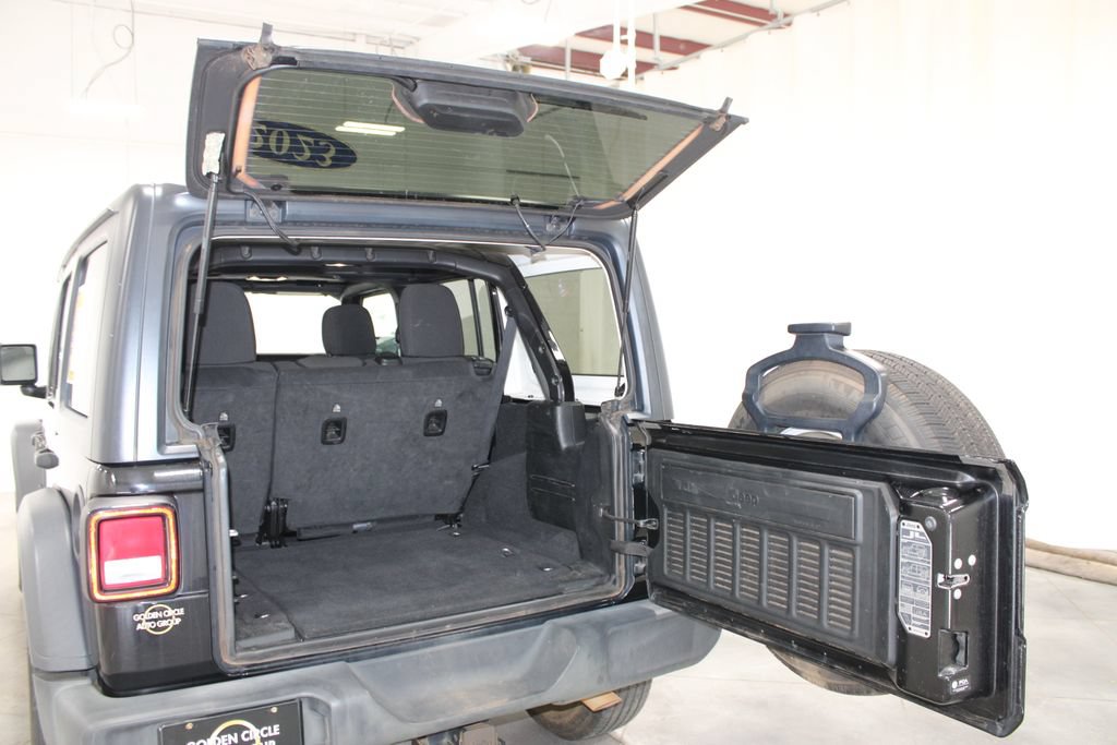 Used 2023 Jeep Wrangler Unlimited Sport AWD/4WD image 31