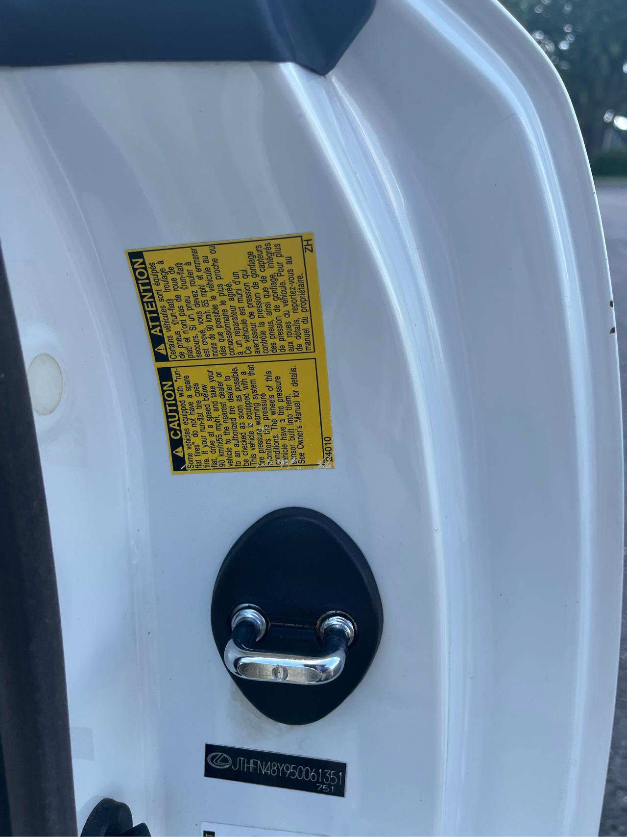 Used 2005 Lexus SC 430 Convertible image 22