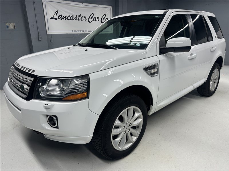 Used 2013 Land Rover LR2 HSE AWD/4WD image 1