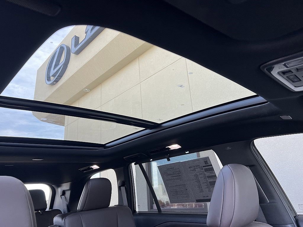 Used 2024 Lexus TX 350 AWD image 33