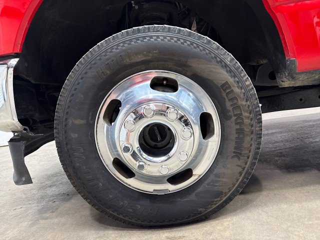 Used 2024 Ford F350 Lariat image 36