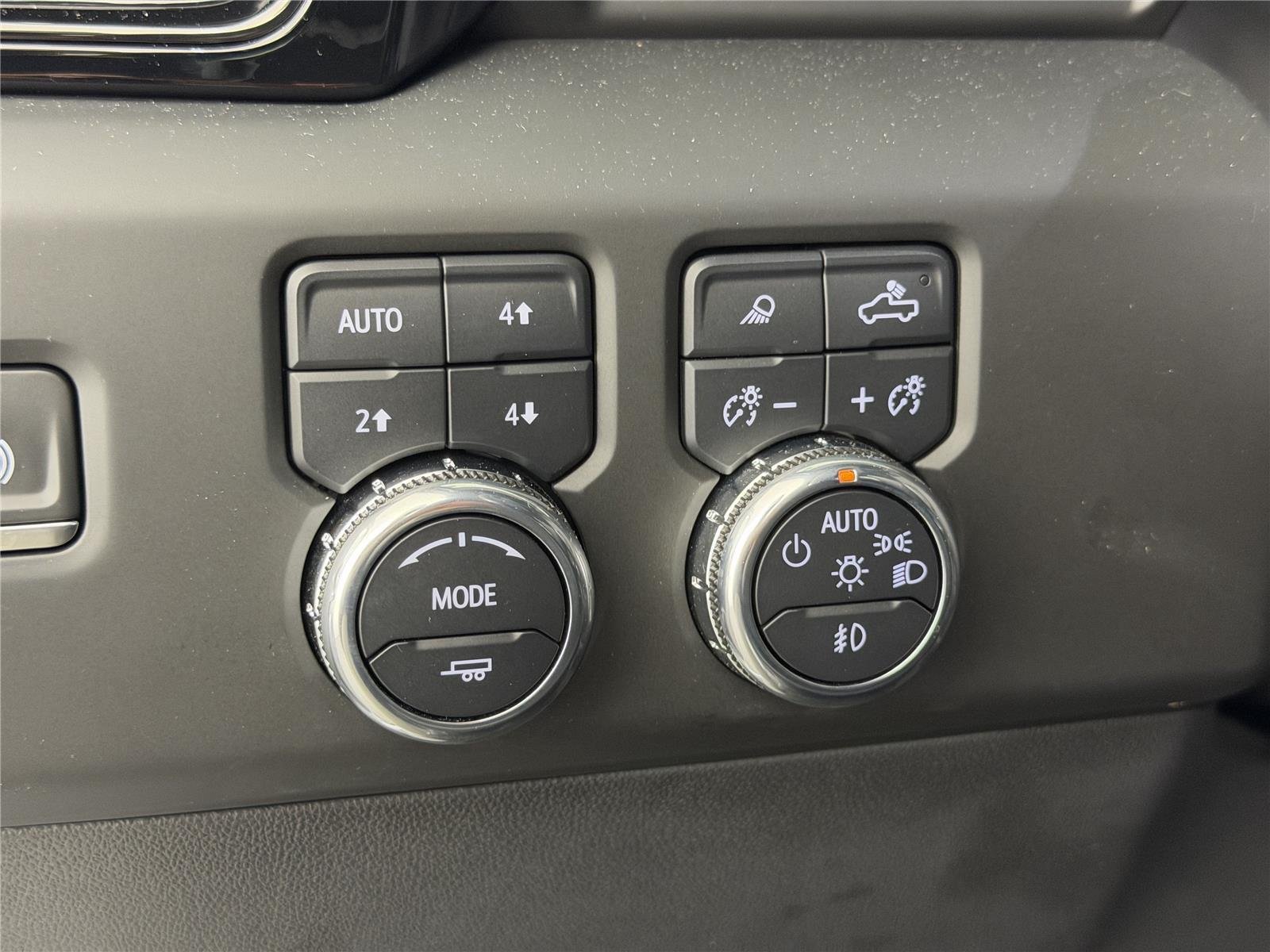 Certified 2024 GMC Sierra 1500 AT4X w/ AT4X AEV Edition AWD/4WD image 23