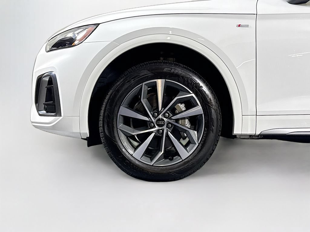 Used 2023 Audi Q5 2.0T Premium Plus w/ Premium Plus Package AWD/4WD image 25