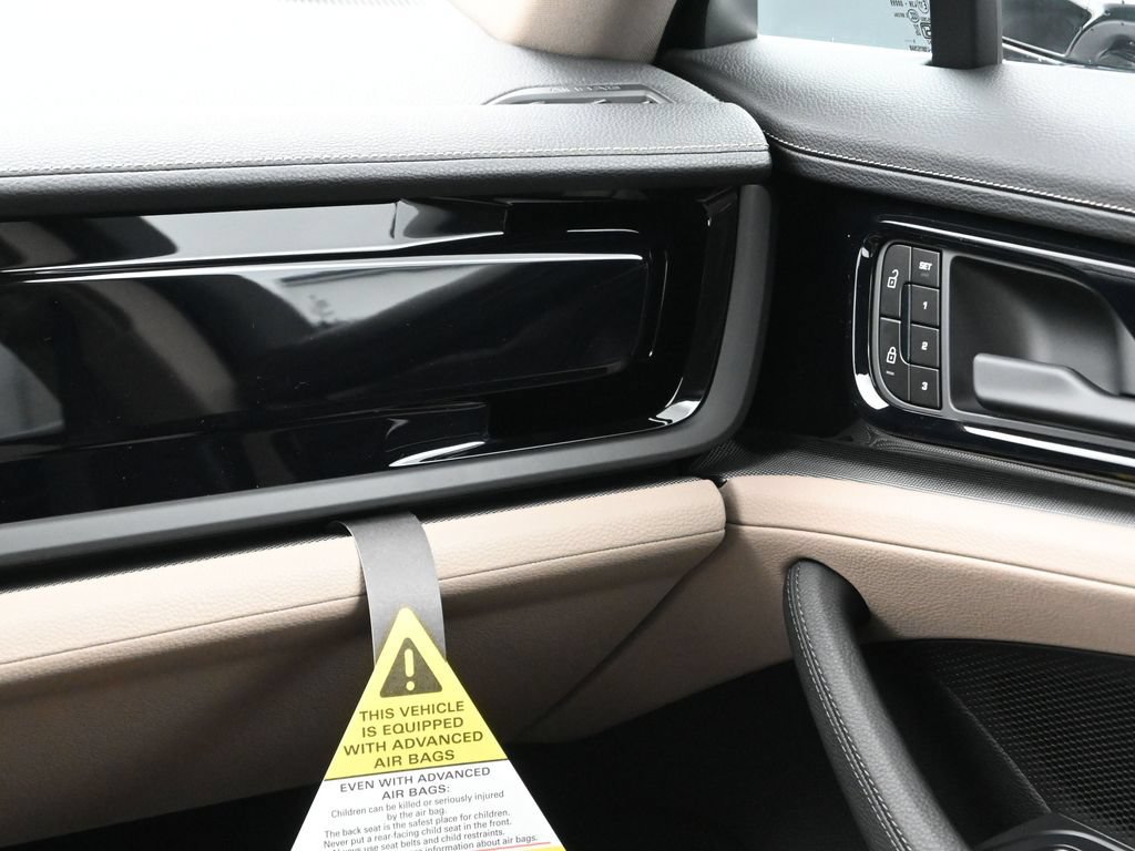 New 2026 Porsche Panamera RWD image 22