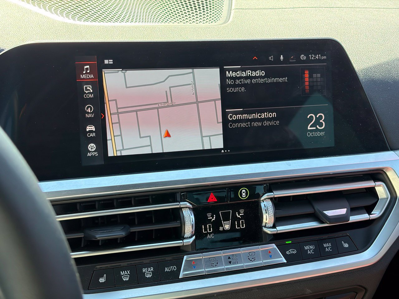 Used 2021 BMW 330i Sedan w/ M Sport Package RWD image 10