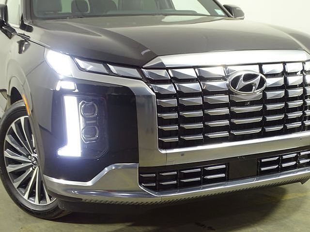 Used 2024 Hyundai Palisade Calligraphy image 50