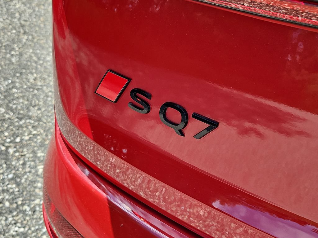 Certified 2025 Audi SQ7 Prestige w/ Prestige Package AWD/4WD image 12