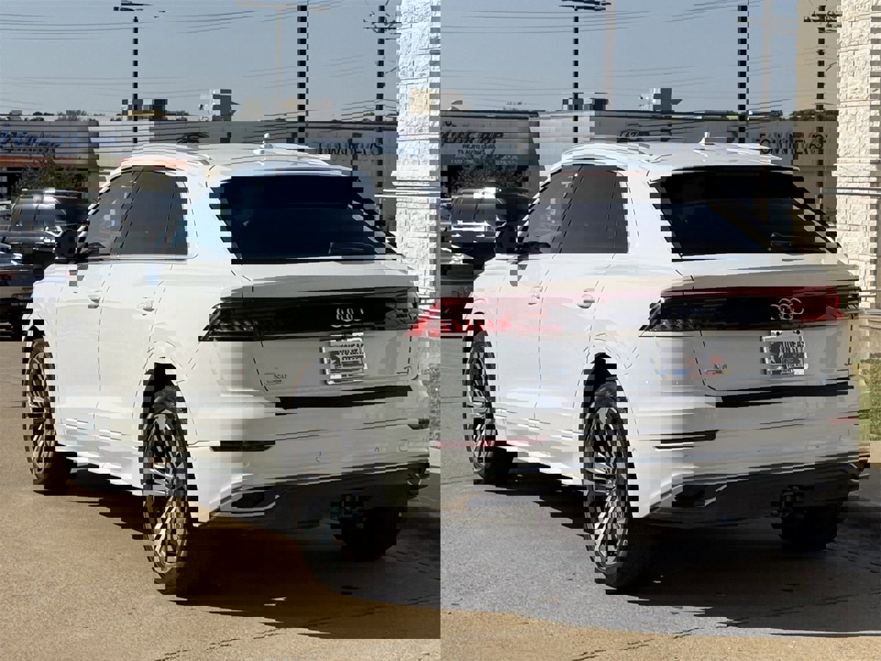 Used 2019 Audi Q8 Prestige image 5