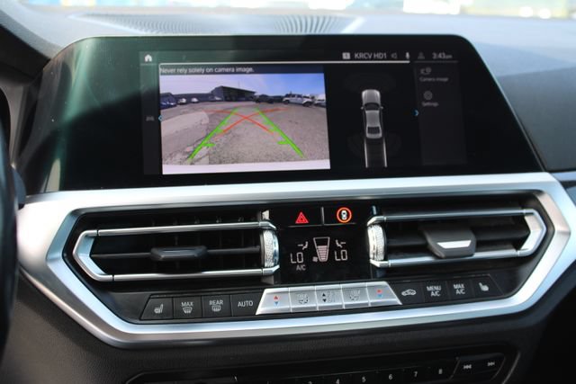 Used 2022 BMW 330e w/ Convenience Package RWD image 31