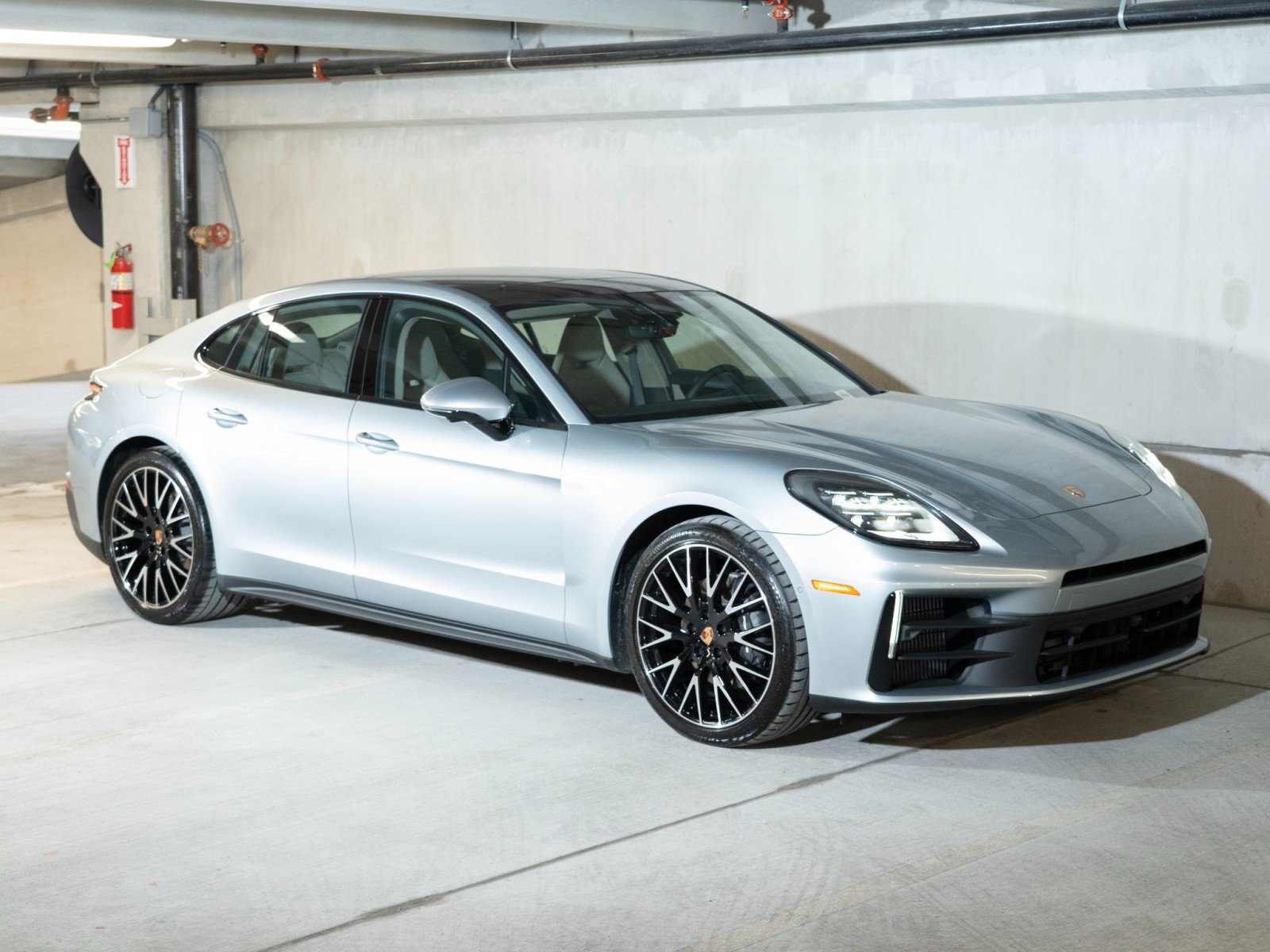 New 2026 Porsche Panamera image 7