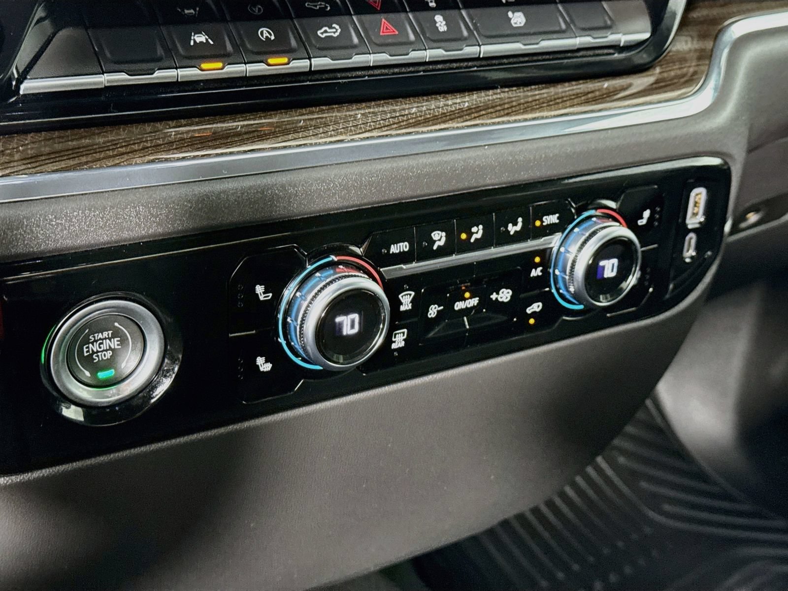 Used 2023 GMC Sierra 1500 Elevation AWD/4WD image 10
