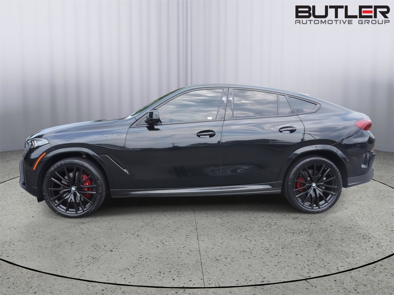 Used 2024 BMW X6 xDrive40i w/ Premium Package AWD/4WD image 3