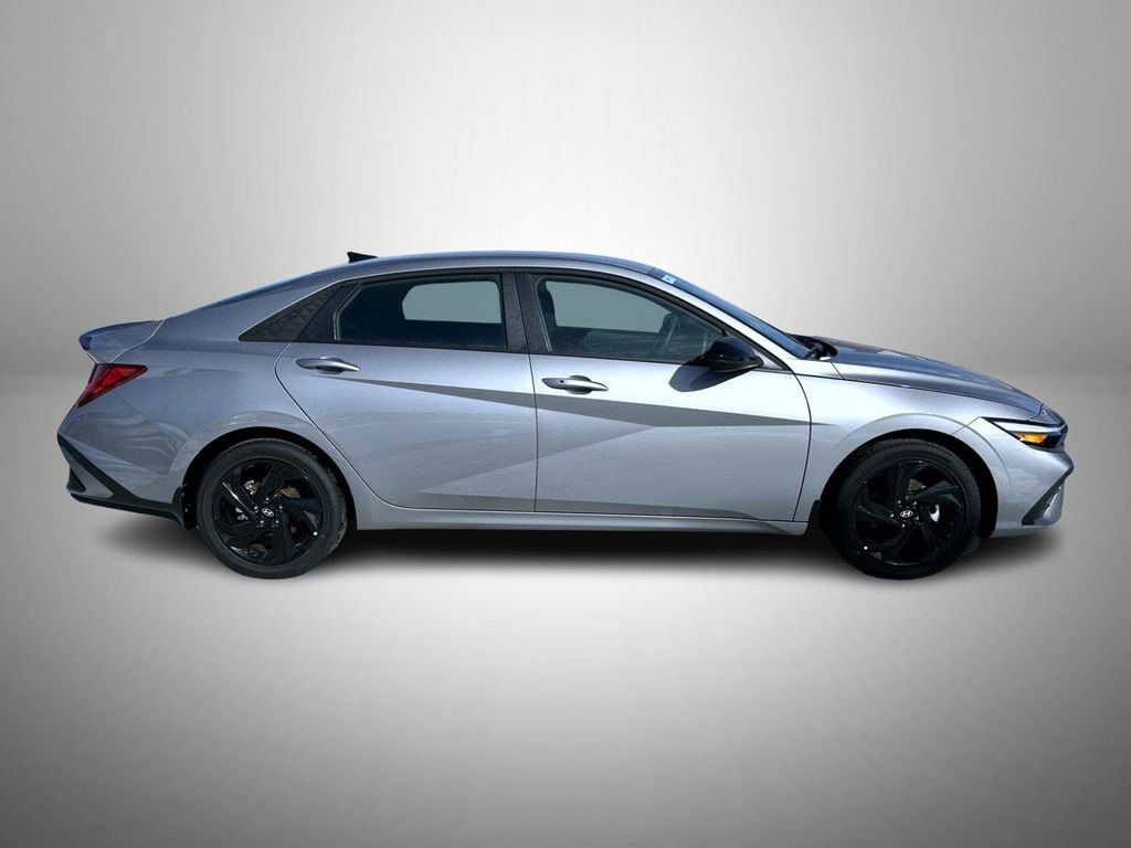 New 2026 Hyundai Elantra Sport image 4