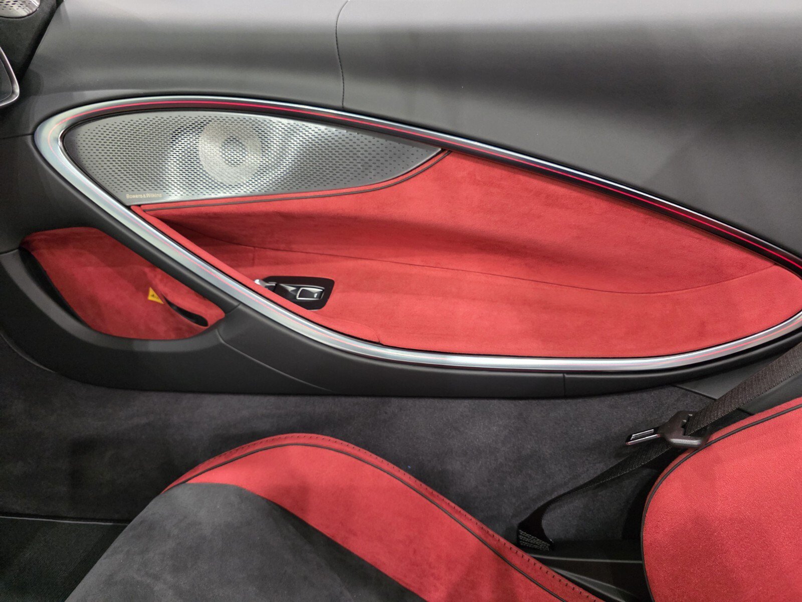 New 2026 McLaren Artura Spider RWD image 19