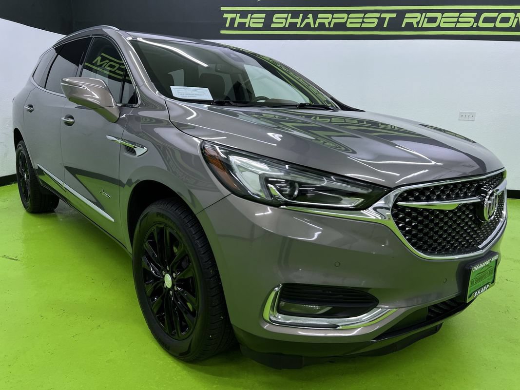 Used 2019 Buick Enclave Avenir w/ Avenir Technology Package AWD/4WD image 2