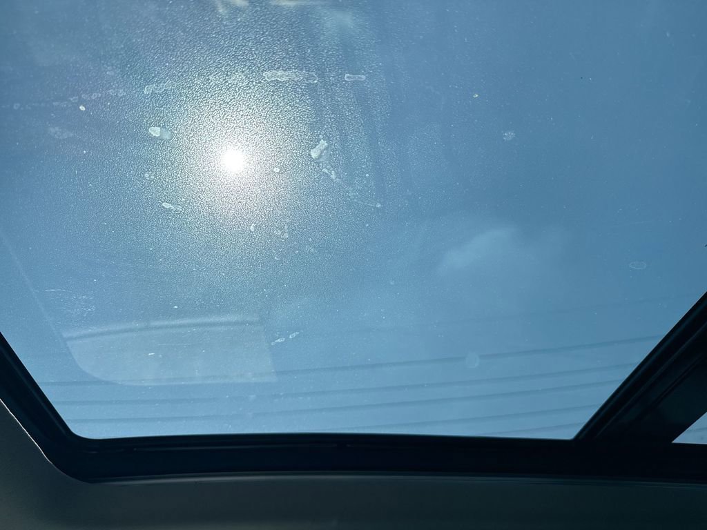 Certified 2022 Chevrolet Equinox Premier image 21