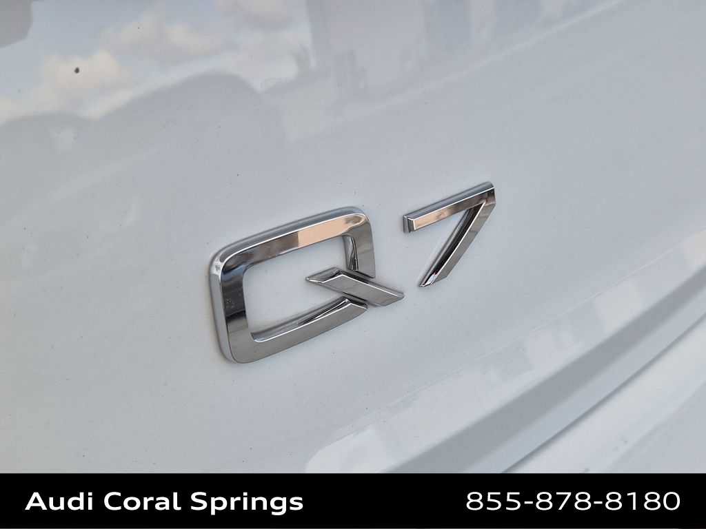 Used 2023 Audi Q7 2.0T Premium Plus w/ Premium Plus Package AWD/4WD image 10