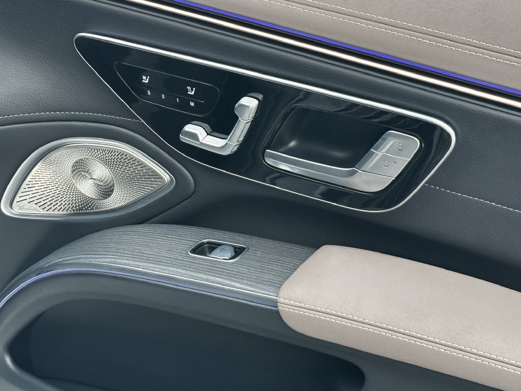 Certified 2023 Mercedes-Benz EQS 580 4MATIC Sedan image 17