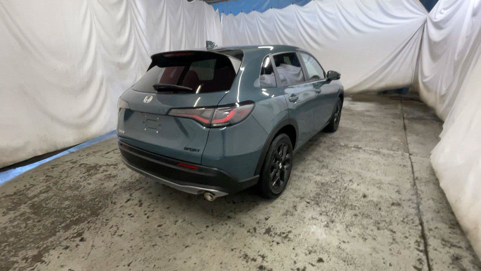 Used 2024 Honda HR-V Sport image 6