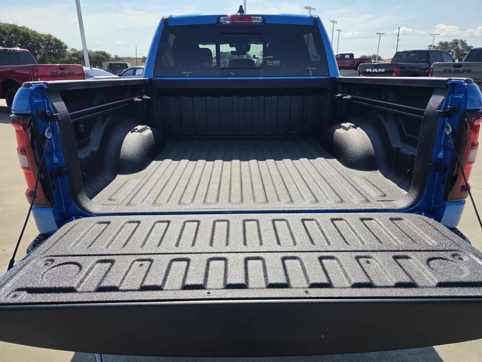 New 2026 RAM 1500 Warlock AWD/4WD image 12