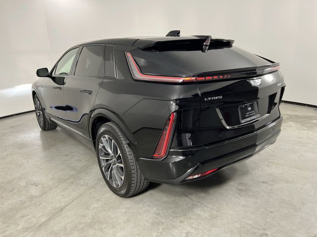 Used 2026 Cadillac Lyriq Sport AWD/4WD image 33