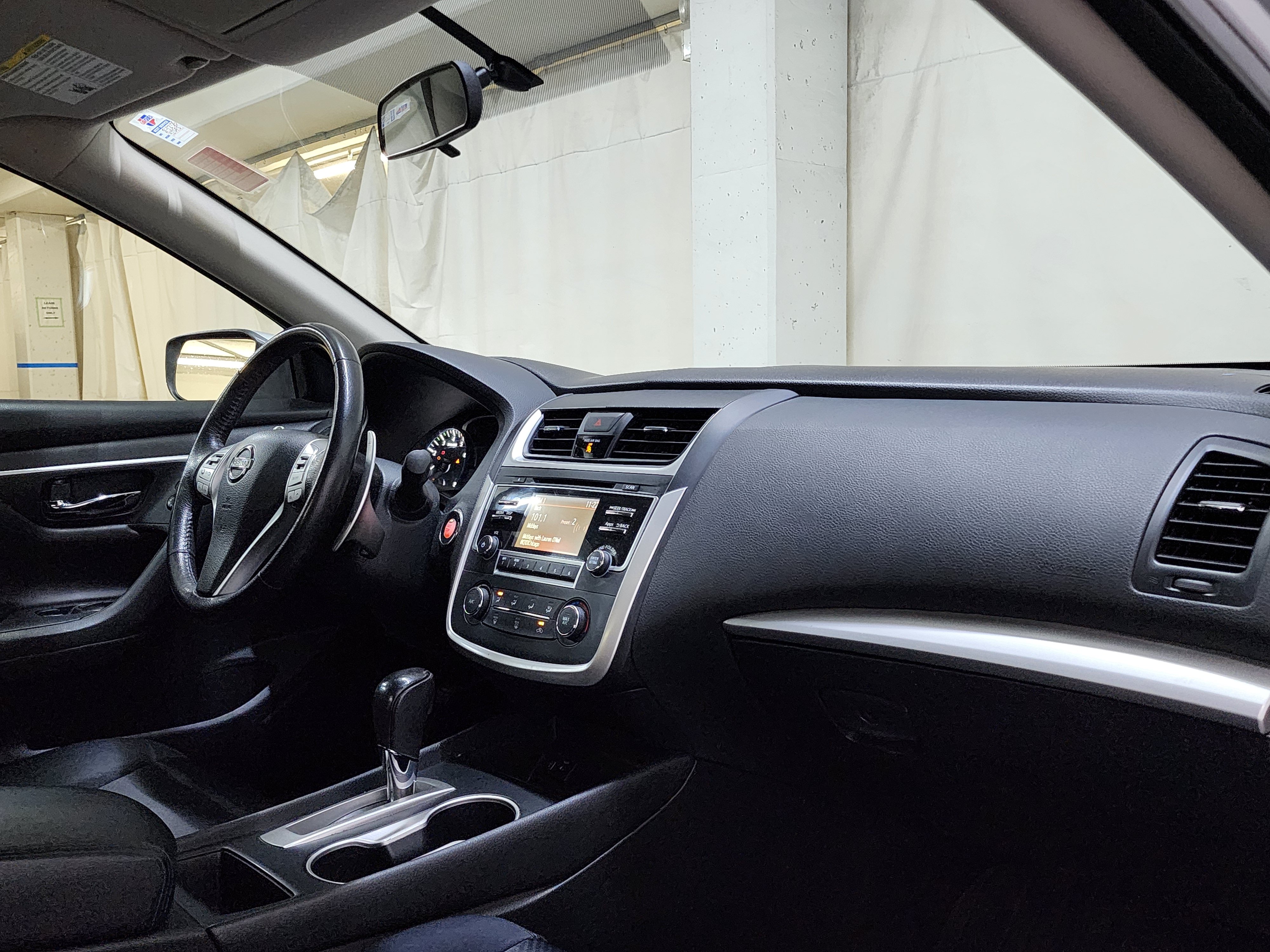Used 2016 Nissan Altima 2.5 SR FWD image 22