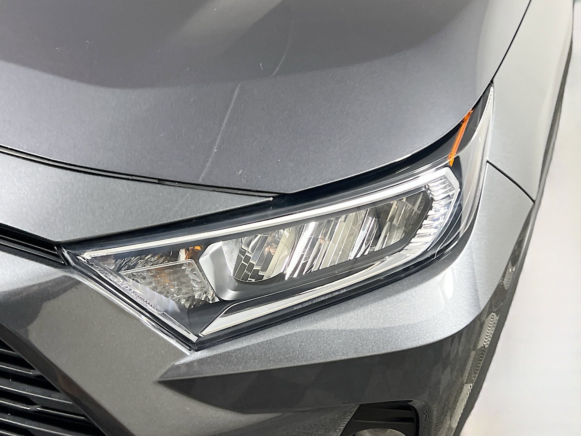 Used 2021 Toyota RAV4 XLE image 11