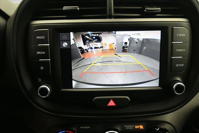 Used 2024 Kia Soul LX w/ Option Group 015 FWD image 11