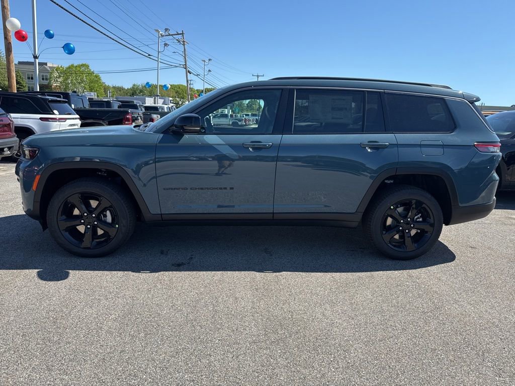 New 2026 Jeep Grand Cherokee L Limited AWD/4WD image 2