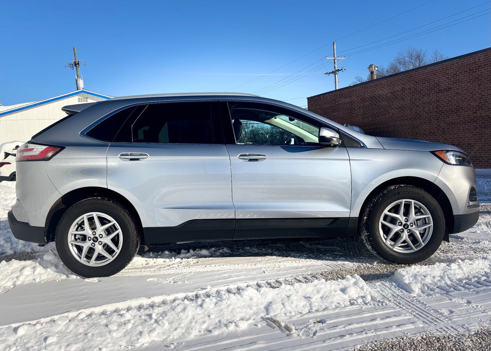 Certified 2024 Ford Edge SEL w/ Convenience Package image 2