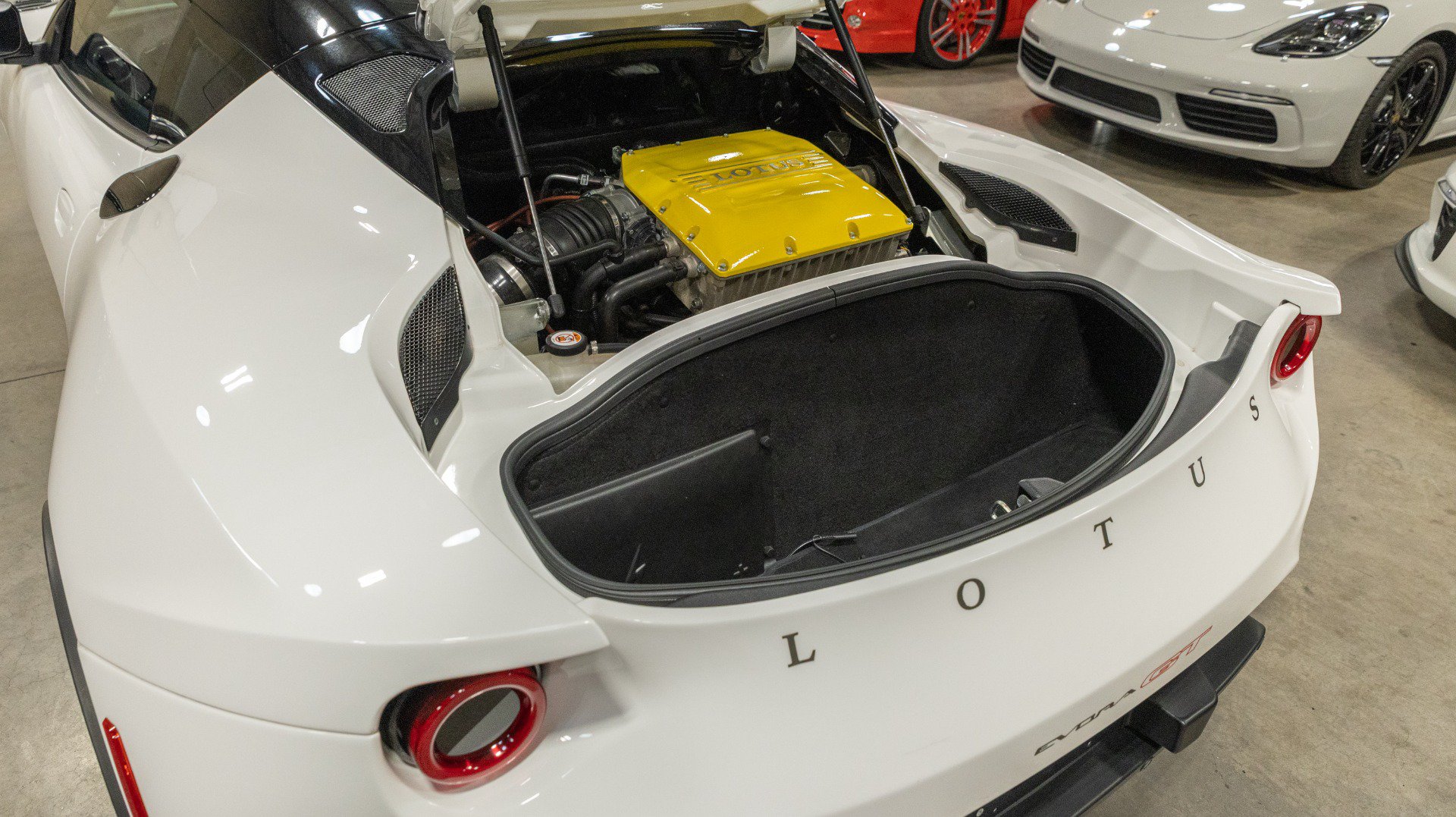 Used 2021 Lotus Evora RWD image 73