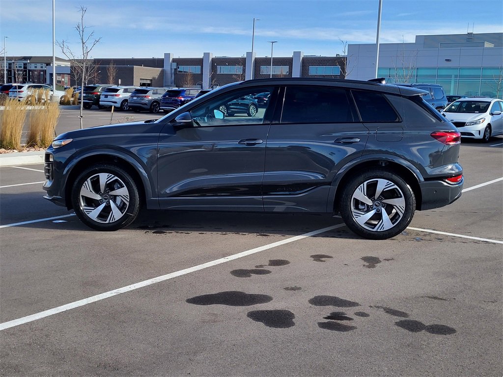 New 2025 Audi Q6 e-tron Premium Plus image 2