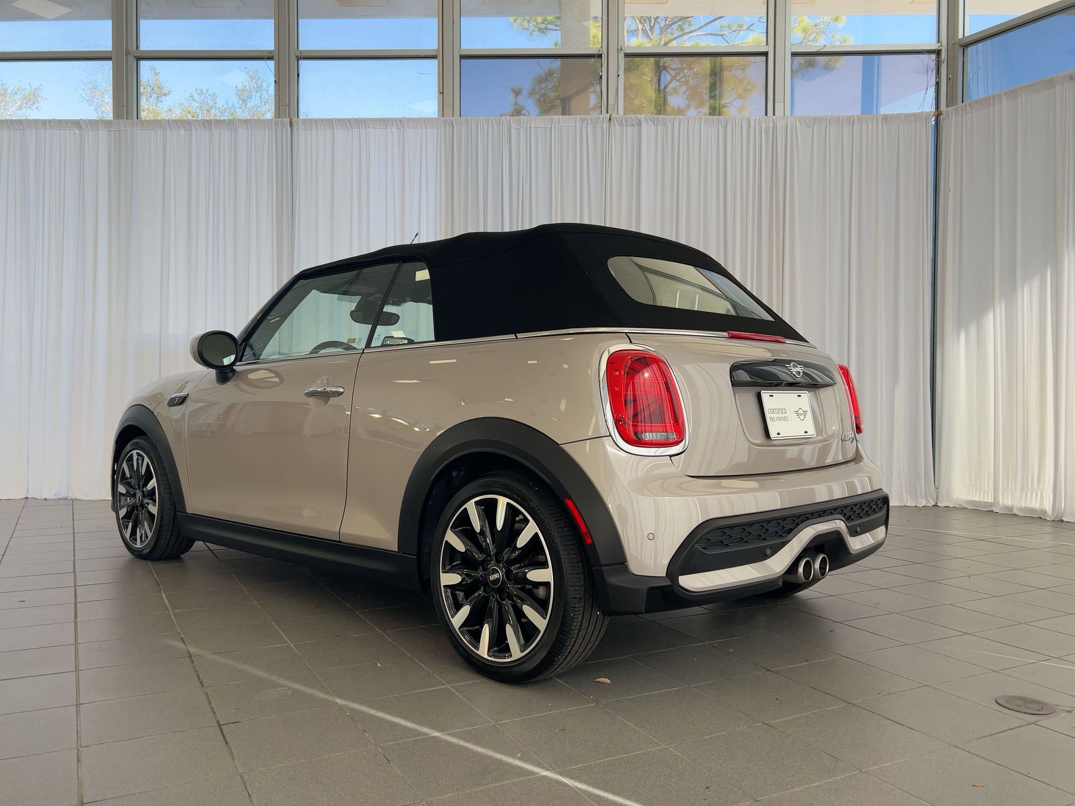 Certified 2023 MINI Cooper S w/ Signature Upholstery Package image 3