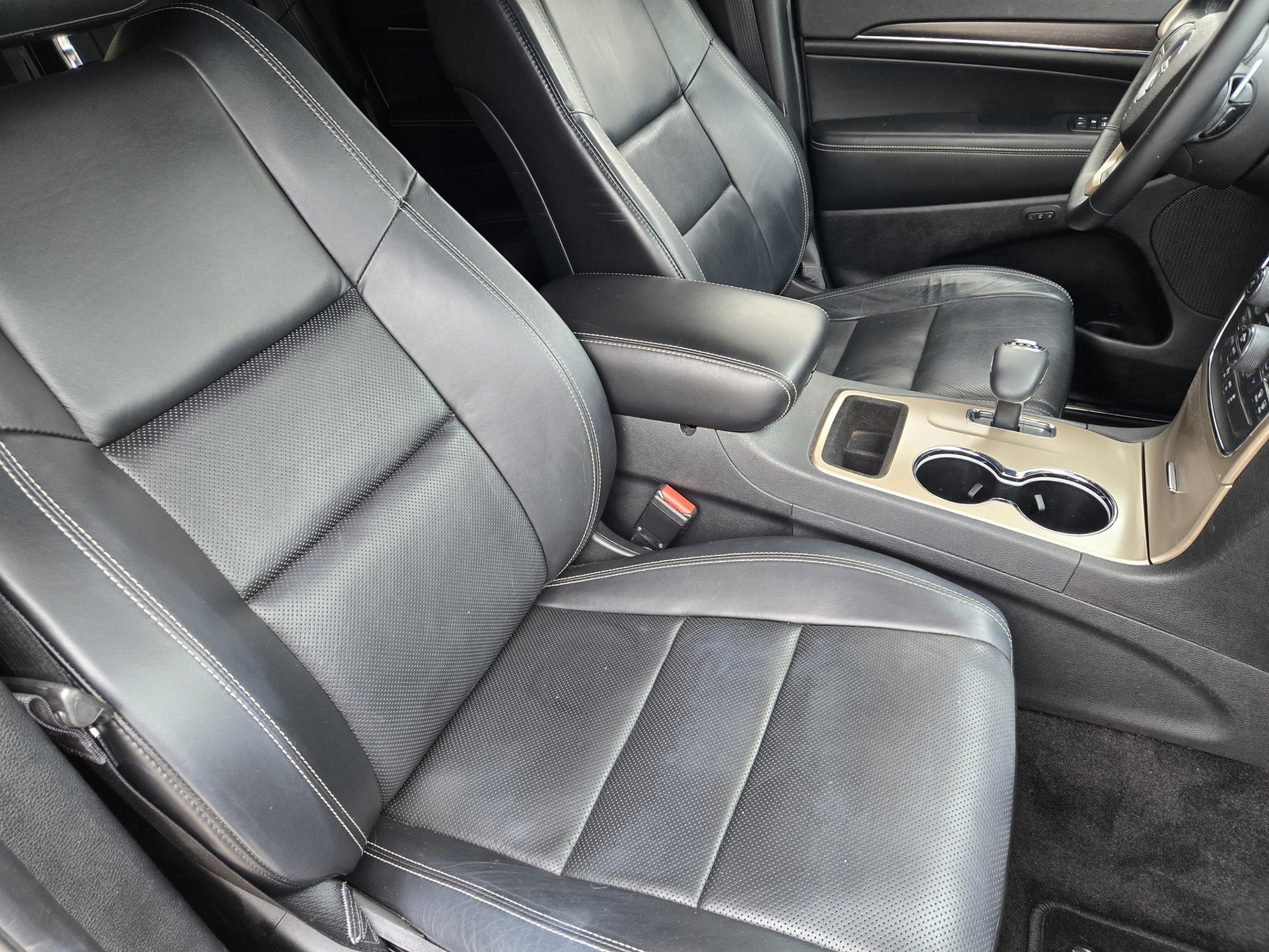 Used 2014 Jeep Grand Cherokee Limited w/ Luxury Group II RWD image 9