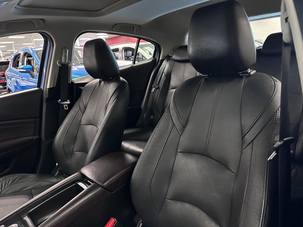 Used 2018 MAZDA MAZDA3 Grand Touring w/ Premium Equipment Package image 16