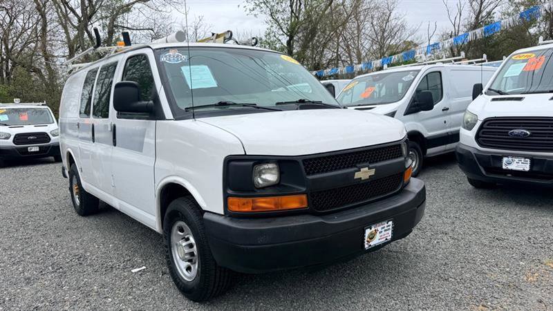 Used 2011 Chevrolet Express 2500 RWD image 5