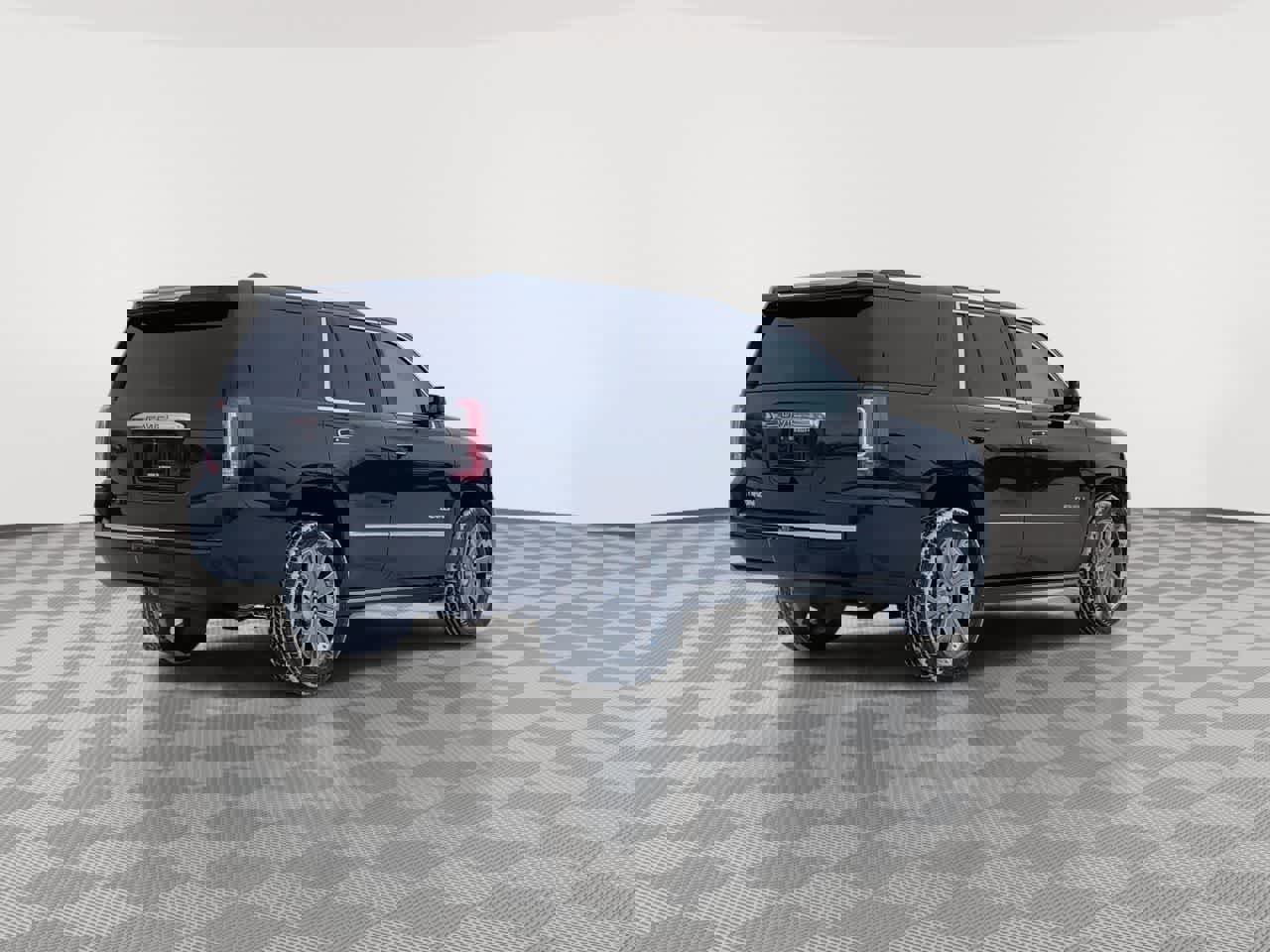 Used 2016 GMC Yukon Denali w/ Open Road Package image 8