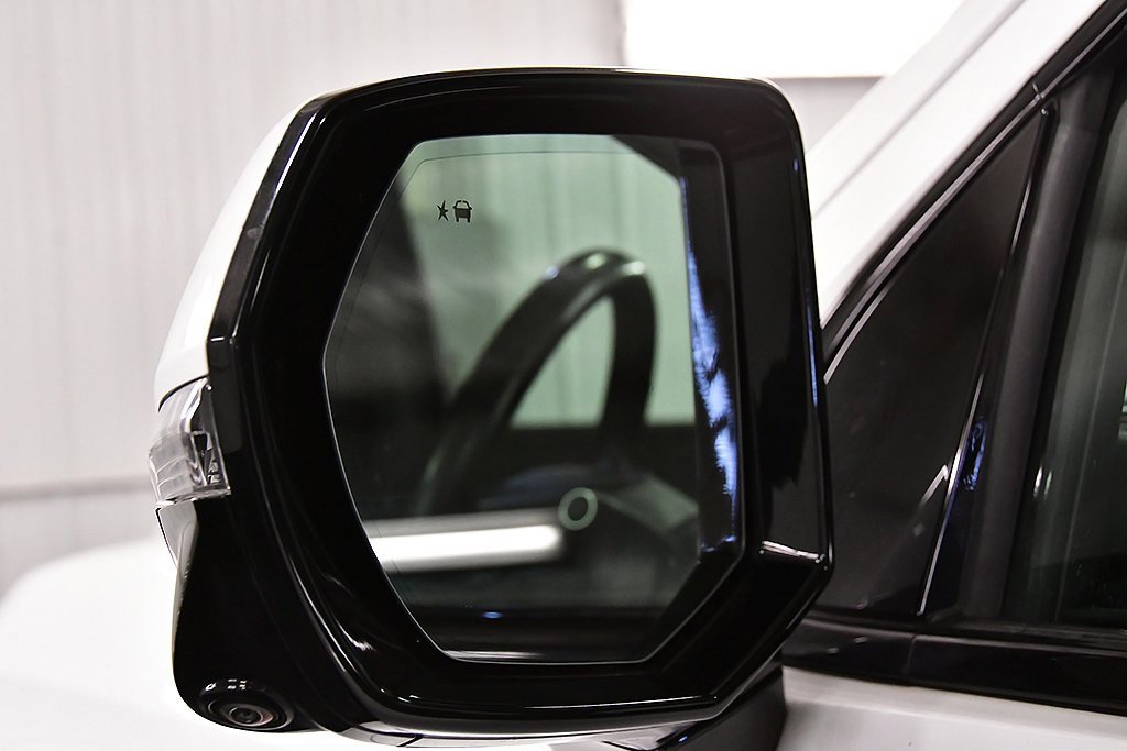 Used 2022 Chevrolet Tahoe RST w/ Luxury Package image 13