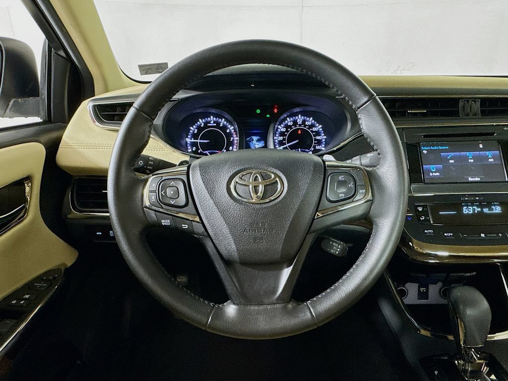 Used 2015 Toyota Avalon XLE FWD image 11