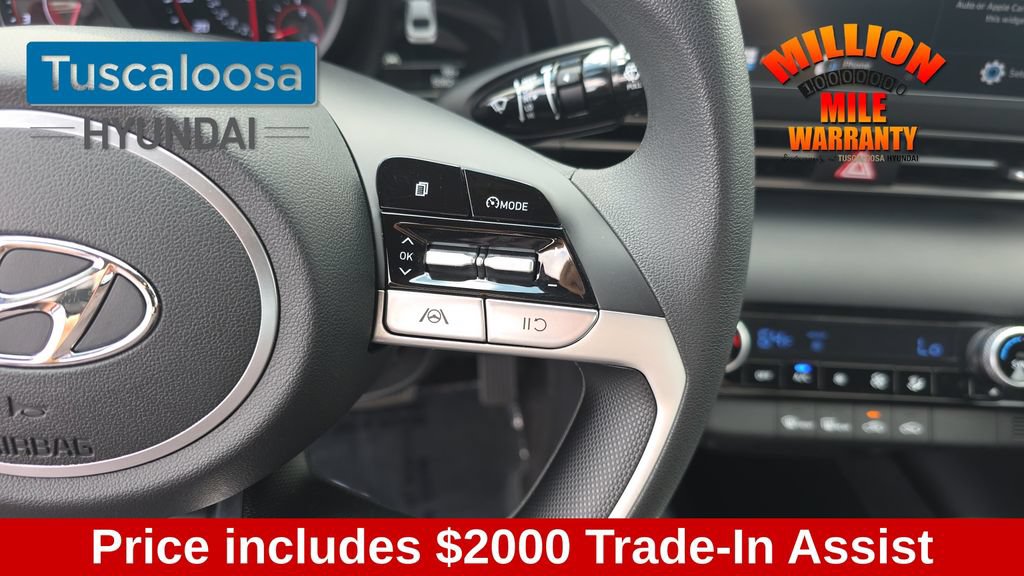 Used 2023 Hyundai Elantra SEL FWD image 18