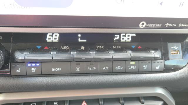 Used 2024 Toyota Tundra Limited image 34