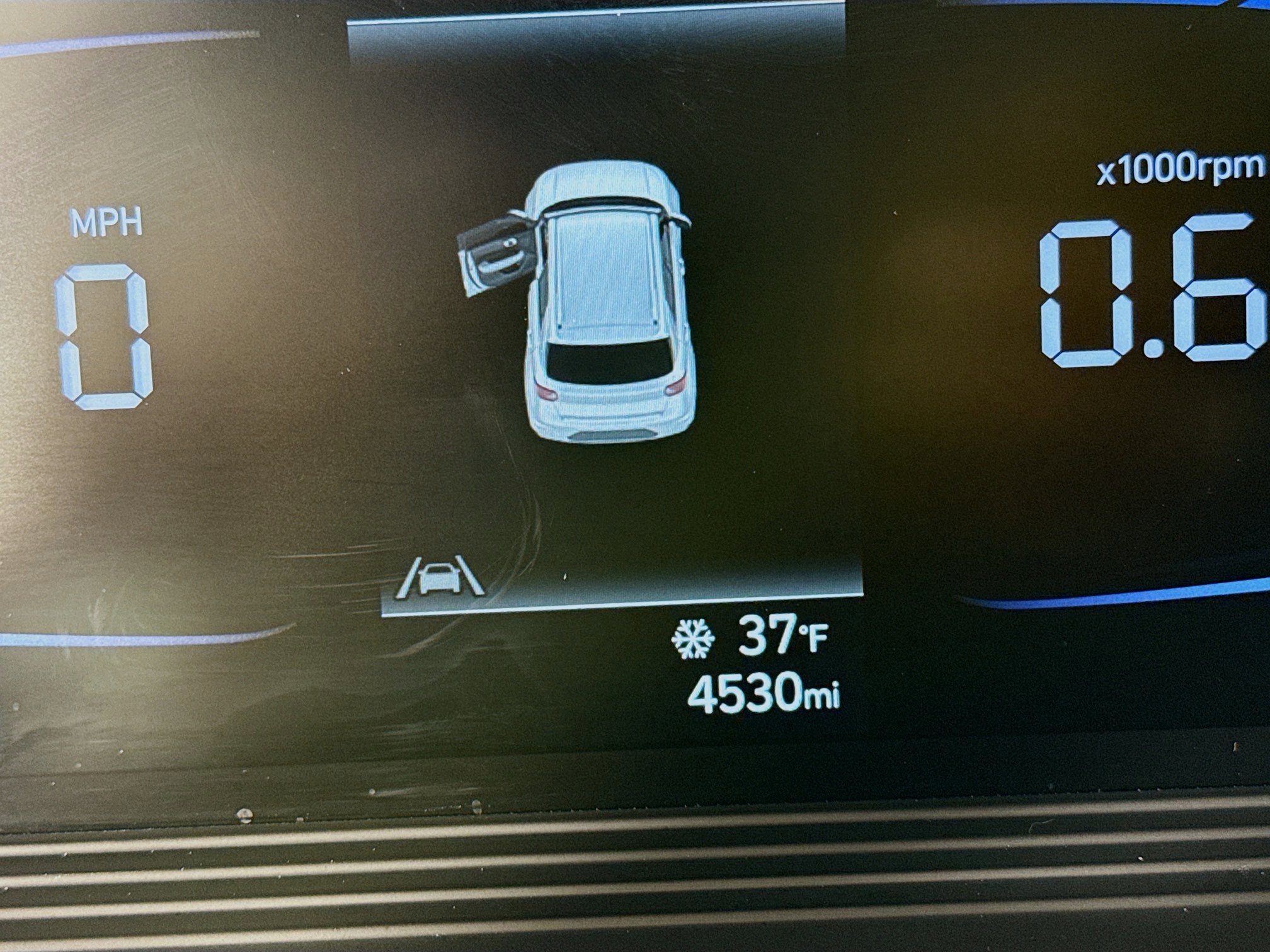 Used 2023 Hyundai Venue Limited image 13