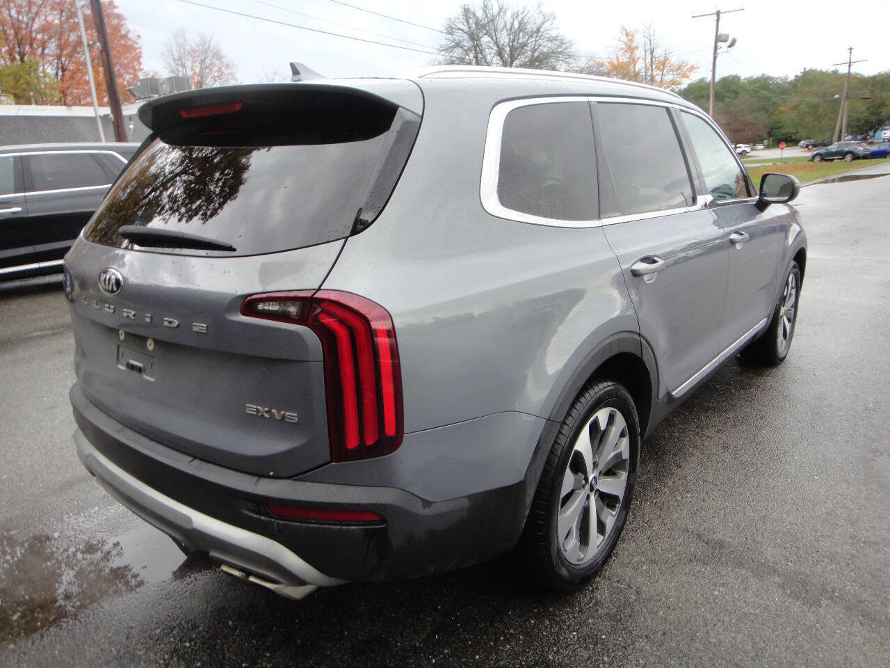 Used 2021 Kia Telluride EX w/ EX Premium Package image 6