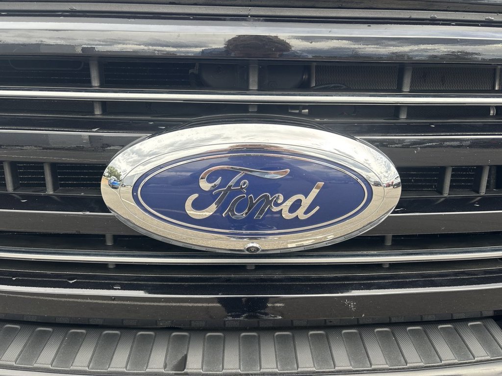 Used 2025 Ford F250 Platinum AWD/4WD image 32